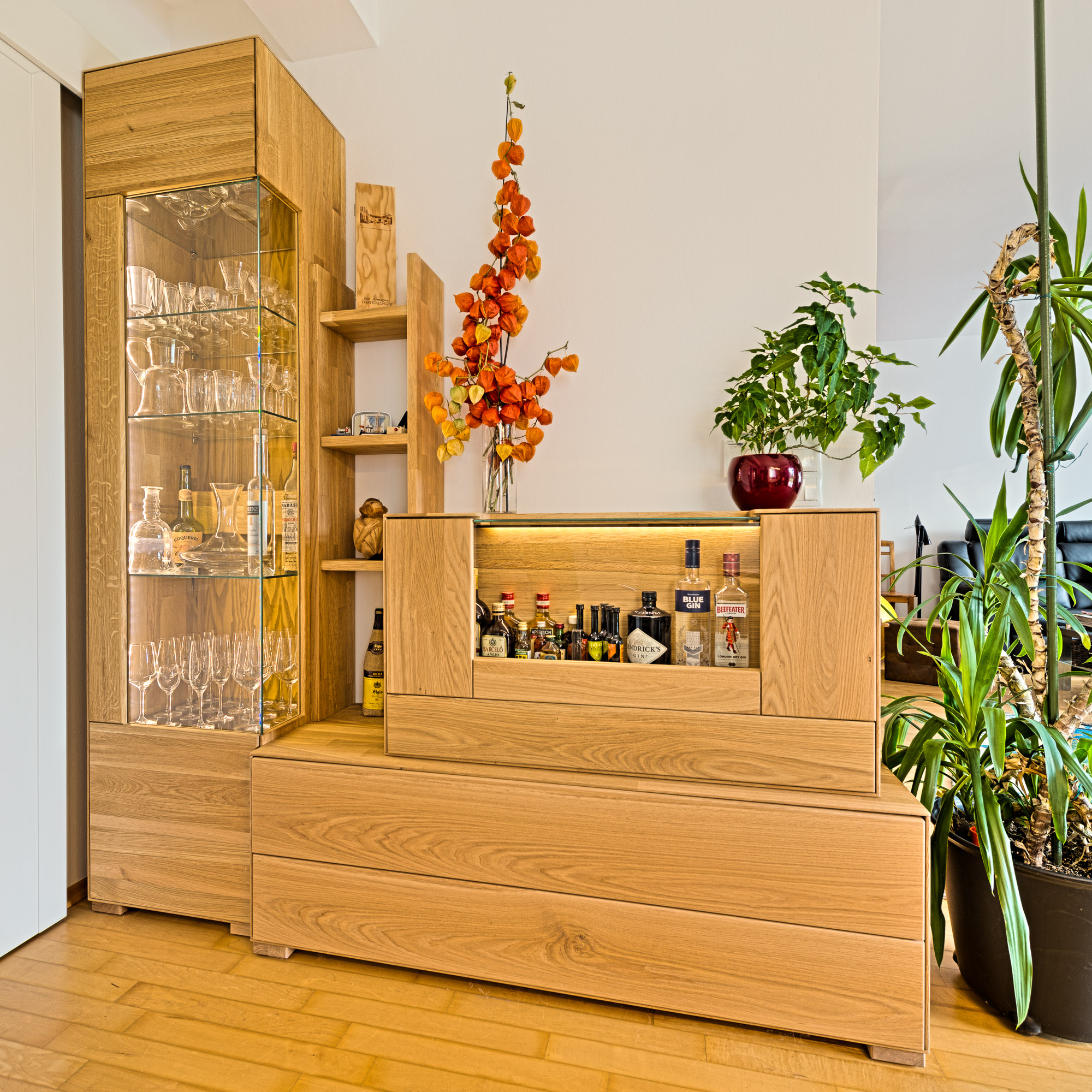 Wohnzimmer – CreativeService · Alles aus Holz · Günther Dunkel · Küchen